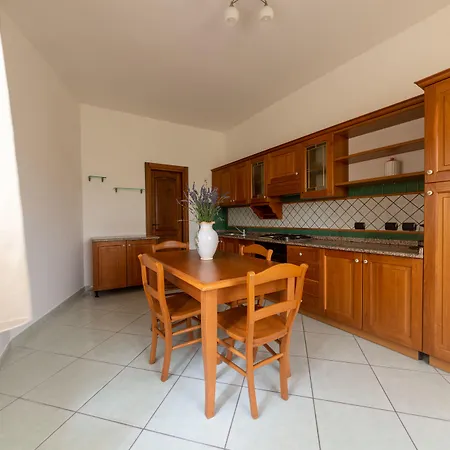 Rosalia Apartmanhotel