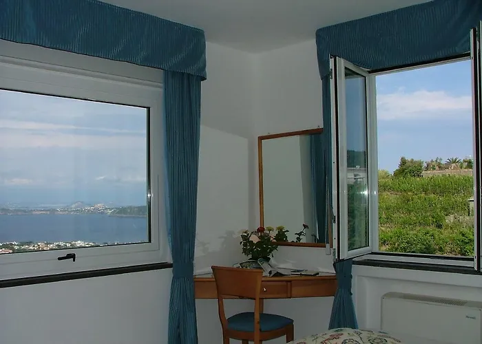 Aparthotel Rosalia Barano dʼIschia