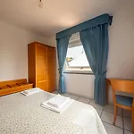 Lägenhetshotell Rosalia 2*