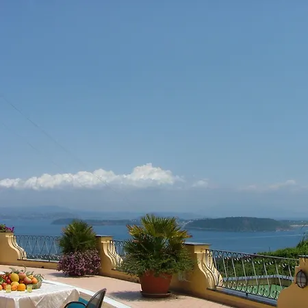 Apartahotel Rosalia Barano dʼIschia