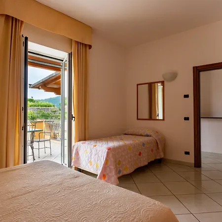 Rosalia Apartahotel Barano dʼIschia