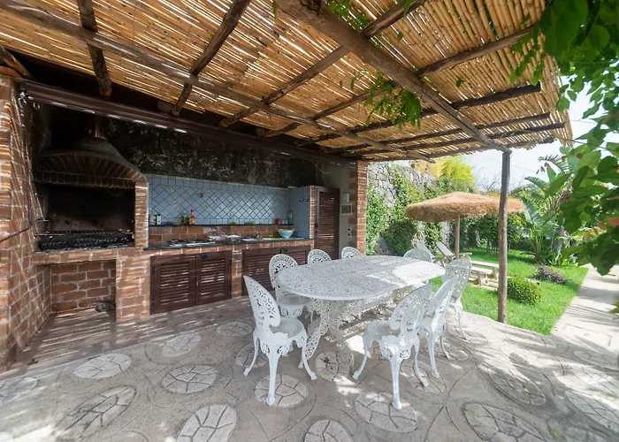 Aparthotel Rosalia 2*