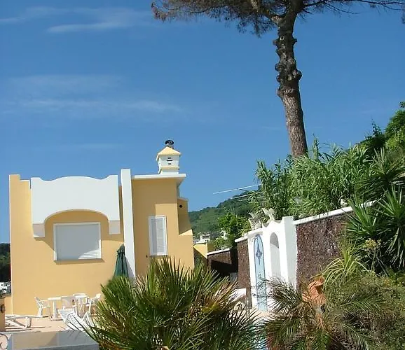 Aparthotel Rosalia 2*