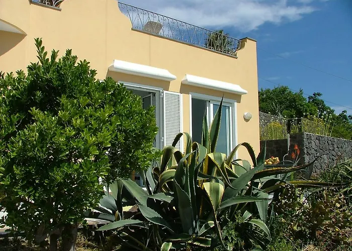 Rosalia Aparthotel 2*