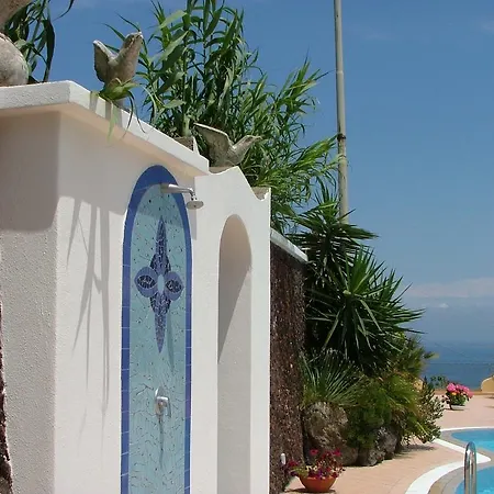 Aparthotel Rosalia 2*